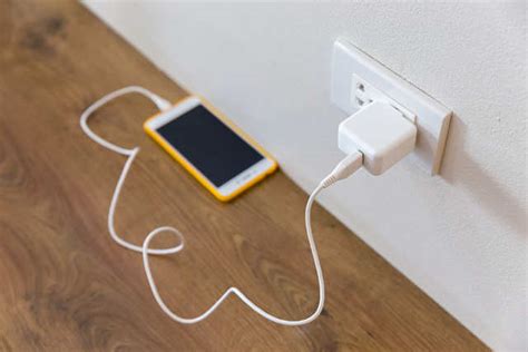 8 Ways To Charge Your Iphone Faster Including Using The Right Charger