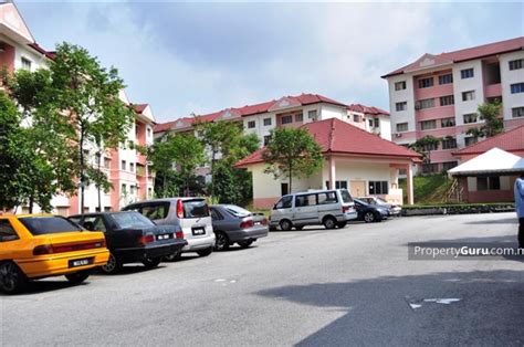 Maybank menyediakan produk perbankan penuh di malaysia. Sri Dahlia (Bandar Puteri Puchong)- Jalan Laman Putri 3 ...