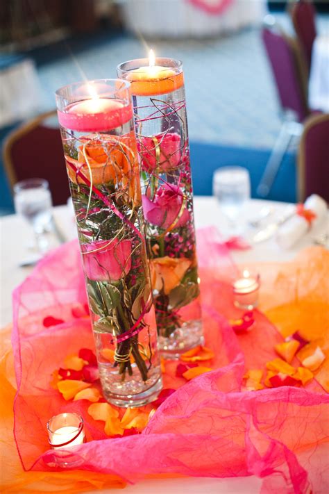 Medium Centerpieces Suspended Roses With Hot Pink Wire And Floating