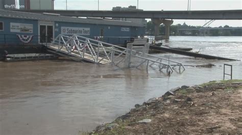 As Water Levels Rise On Arkansas River Little Rock Residents Wonder