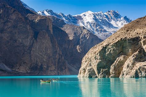 Guide To Traveling To Along The Karakoram Highway In Pakistan And China