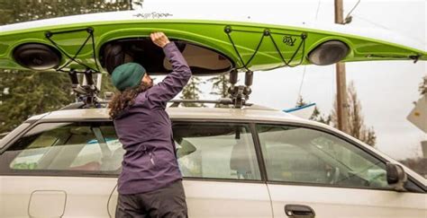 How To Carry A Kayak The Best Methods In 2022 Mytrailco