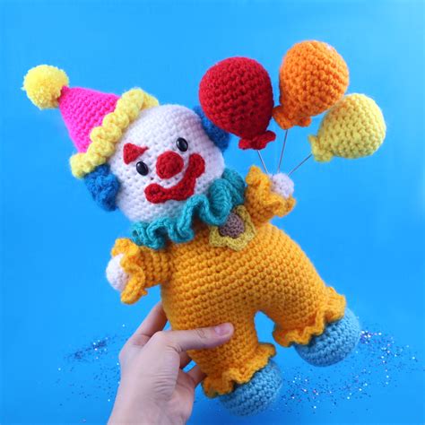 Clown Amigurumi Doll Free Crochet Pattern Stringydingding