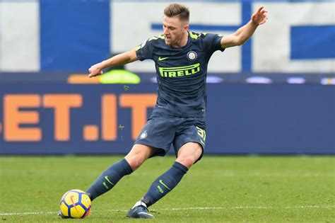 Il difensore slovacco ha infatti rinnovato il contratto con il club nerazzurro fino al 2023, con. Spurs transfer news: Milan Skriniar set to sign new deal ...