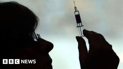 Meningitis B Vaccine For 100 People After Teens Death Bbc News