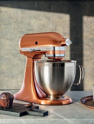 However, some models have an automatic lift that senses when the bread is in the slot and automatically lowers it into the toaster. KitchenAid Artisan Stand Mixers and All KitchenAid items ...