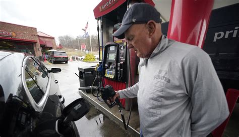 Fourth Of July Sheetz Gas Station Chain Offering 1776 Fuel Prompts