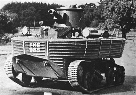 Royal Army Vickers A4e3 L1e3 Amphibious Light Tank Crew 2