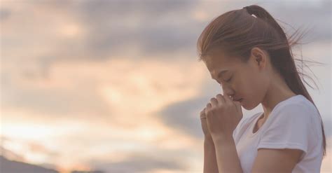 Praying For Others 8 Things That Happen When You Pray