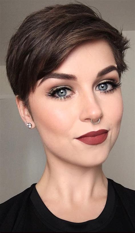 Ways To Get A Pixie Haircut No Matter Your Face Shape It S Common To