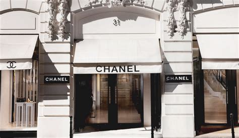 Why Is Chanel A Luxury Brand Iqs Executive