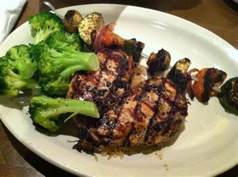 Mesquite Grilled Chicken From Logans Roadhouse Nurtrition And Price