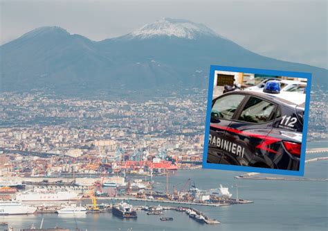 Napoli lavoro nero blitz dei carabinieri decine di attività sotto