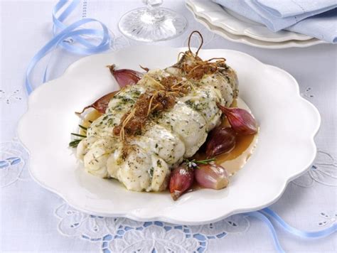 Coda di rana pescatrice al forno. Ricetta Pescatrice al forno - Donna Moderna