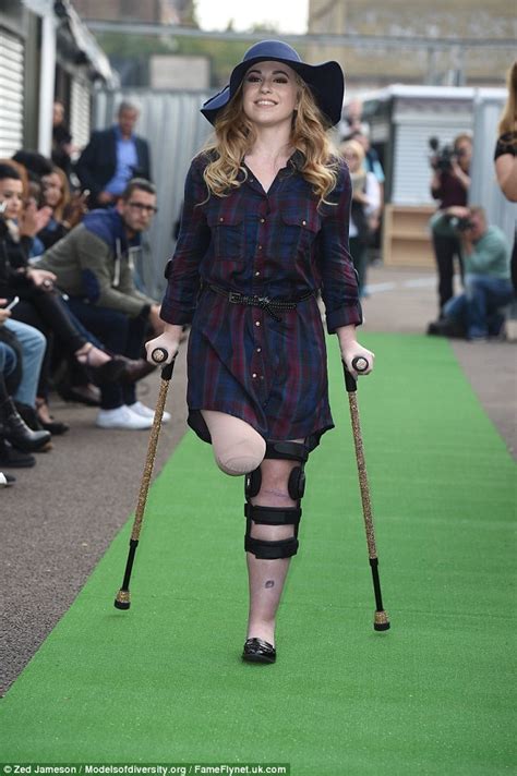 Alton Towers Smiler Crash Victim Vicky Balch Makes Catwalk Debut Daily Mail Online