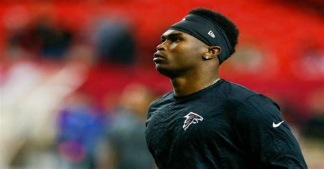 $8 million* source of income: Julio Jones has some advice for Dez Bryant, and he should ...