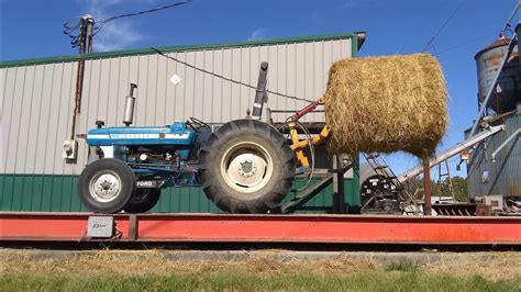 How Much Does A Round Bale Weigh Youtube