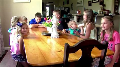 Angel Mom Takes In Friends 6 Kids After Cancer Death Abc7 San