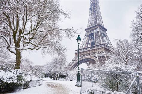 Paris Winter Stock Photos Pictures And Royalty Free Images Istock