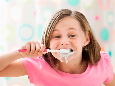 Are You Brushing Your Teeth Wrong Here S Four Top Tips For Better Dental Health In 2020