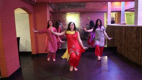 Punjabi Song Kudi Main Punjabi Di Dance Group Lakshmi Punjabi