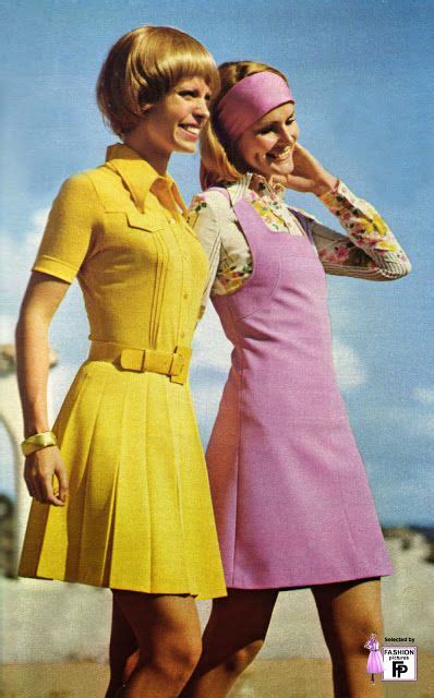 Colorful Womens Street Fashions In The Early 1970s Fashion 1970