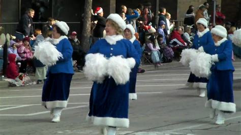 Milwaukee Dancing Grannies In The Milwaukee Christmas Parade Youtube