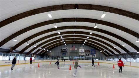 Yonkers Renovated Skating Rink Opens For Winter