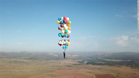 Party City Is Facing A Helium Shortage Its Also Closing 45 Stores Cnn