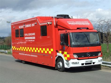 Fire Engines Photos Incident Command Unit Mercedes Rx57 Nnw