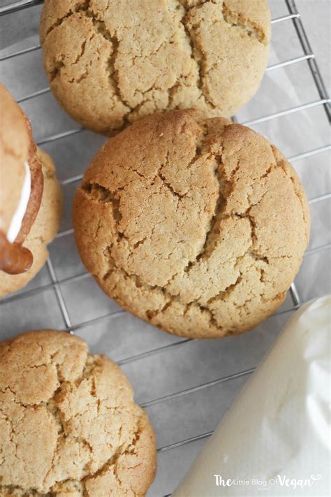 Easy salted caramel cookie recipe | The Little Blog Of Vegan