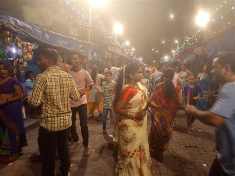 Mumbai Kamathipura Mumbais Red Light Area Brings In Nine Day Durga