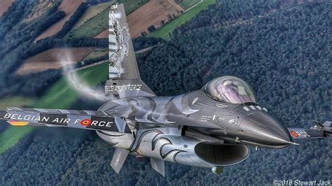 F 16 Viper Vador Solo Demo Team Belgium Air Force Vliegtuig