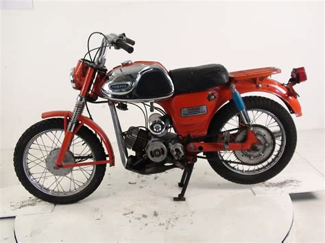 Click on a model name to see technical specifications, pictures, ratings, discussions, reviews, etc. Yamaha Classic Motorcycles | Classic Motorbikes