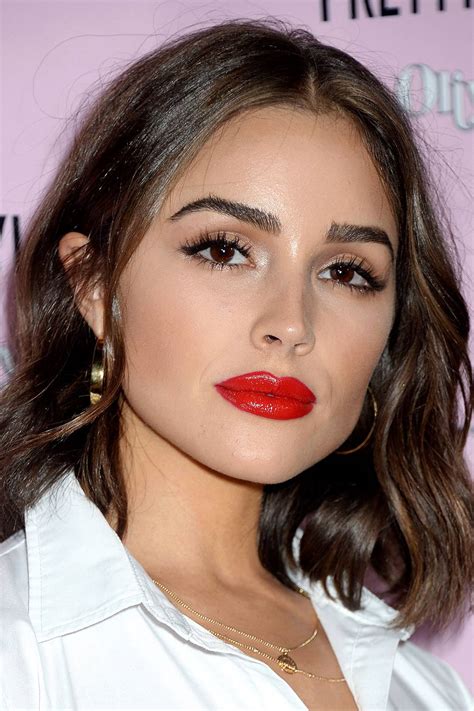 celebrities wearing red lipstick best red lips makeup shades glamour uk