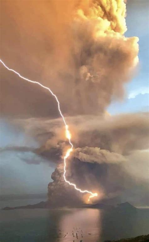 The philippines' taal volcano has erupted, spewing a large column of ash which prompted raised alert levels and the evacuation of nearby communities. Taal Volcano Eruption with lightning Philippines today 01 ...