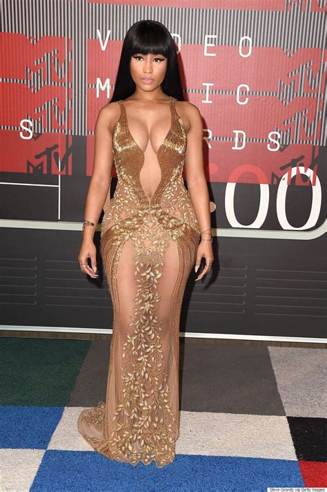 Nicki Minaj S Mtv Vma 2015 Dress Surprised Us All Huffpost Null