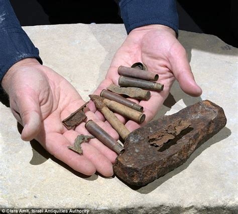 Treasure Trove Of World War 1 Artefacts Found In Israel Daily Mail Online
