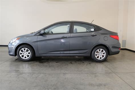 Gas mileage, engine, performance, warranty, equipment and more. Pre-Owned 2013 Hyundai Accent GLS FWD 4D Sedan