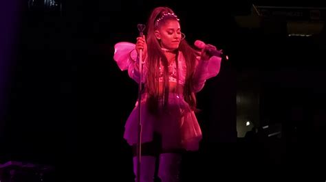 Ariana Grande Successful Memphis Sweetener Tour 12719 Youtube