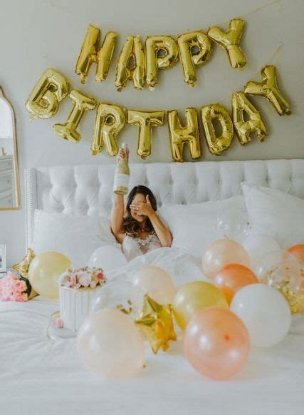 By using a little imagination along with a few snips and folds, you can turn these paper bags into the best decorative idea. 32 Ideas birthday photoshoot bedroom | Birthday balloon decorations, Birthday balloons pictures ...