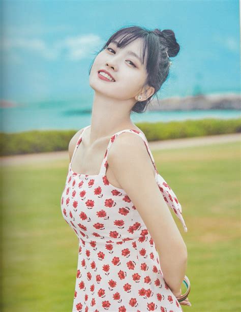 Pin By Naina Seven On Twice Momo Photoshoot Kpop Girls