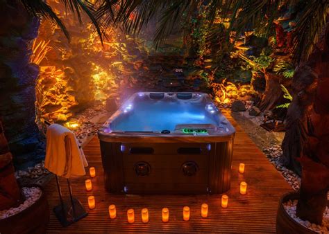 Hotelzimmer mit whirlpool die romantischsten suiten wellnesshotel hüttenhof**** grainet hotelbewertung zimmer für verliebte liebeszauber deluxe hotel zimmer mit whirlpool im. Es wird heiß! 2 Tage im 5* Erotik Hotel mit Frühstück ...
