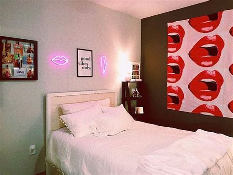 Neon Lightning Bolt X Neon Lips 💕 Dorm Room Decor College Room Decor