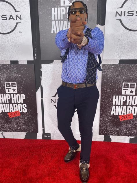 Fivio Foreign At The 2021 Bet Awards Wearing A Full Louis Vuitton