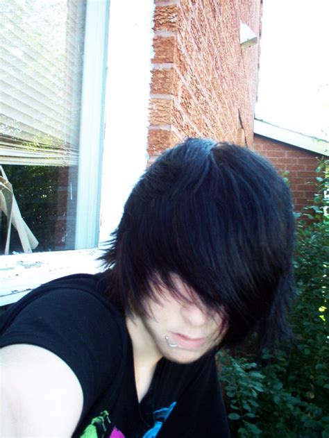 Cool Emo Hairstyles For Guys Gothic Hairstyles