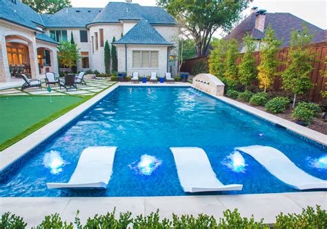Large Backyard Landscaping Ideas With Pool