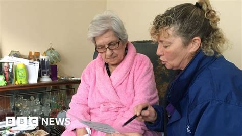 The Health Workers That Help Patients Stay At Home Bbc News