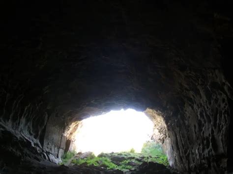 Bear Trap Cave Cave Near American Falls Idaho Free Arenas