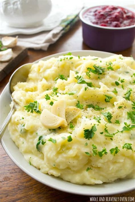 Extra Creamy Garlic Mashed Potatoes